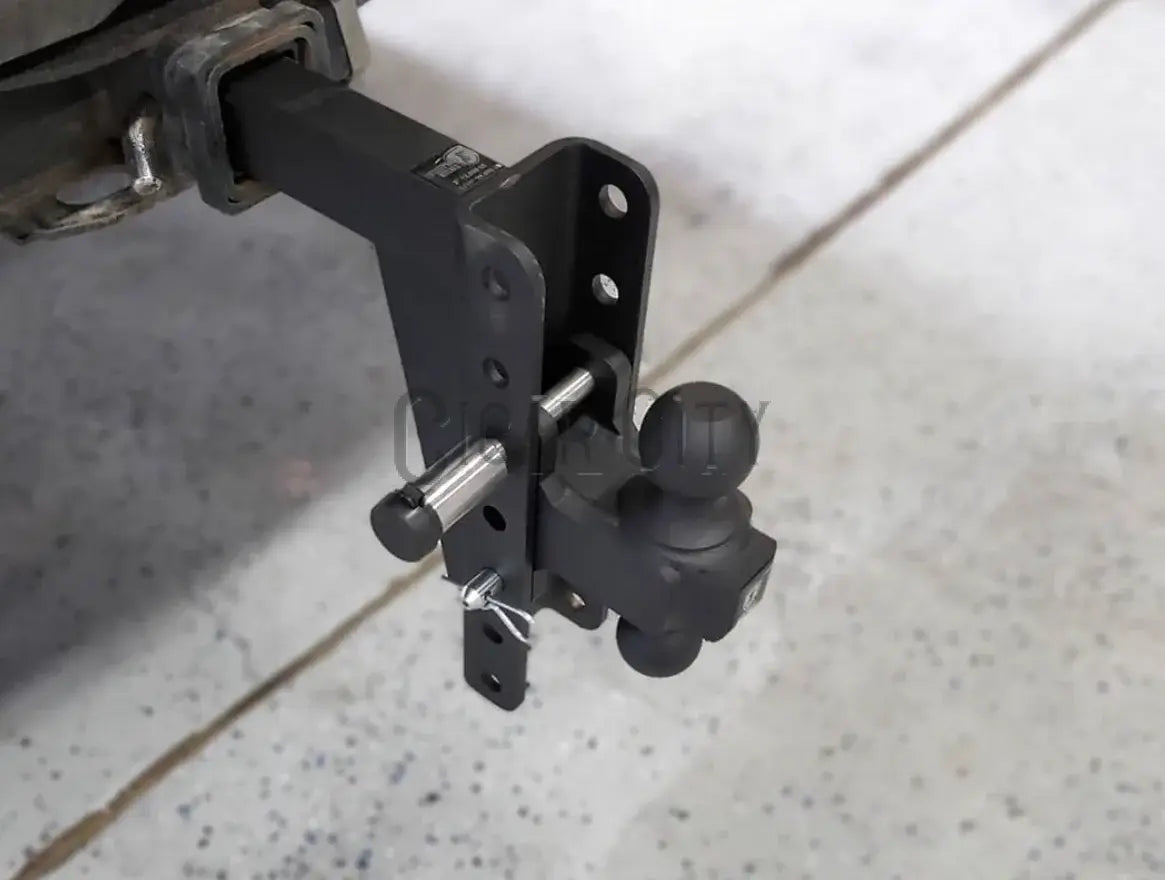 2.0" Heavy Duty 8" Drop/Rise Hitch Cigarcity Softwash