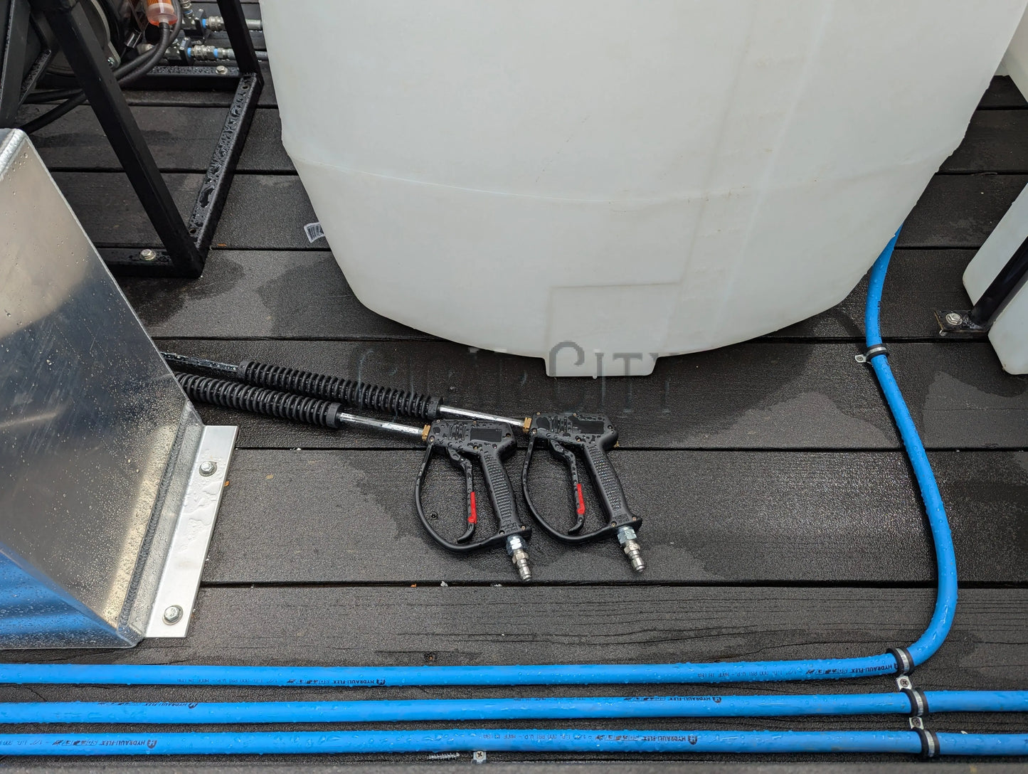 Dominator 6x12 Dual Hot Water Pressure Washing and 12v Softwash Trailer Cigarcity Softwash