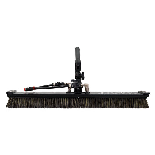 Tucker Alpha Honey Badger Solar Brush - 20 Inch WindowCleaner.com