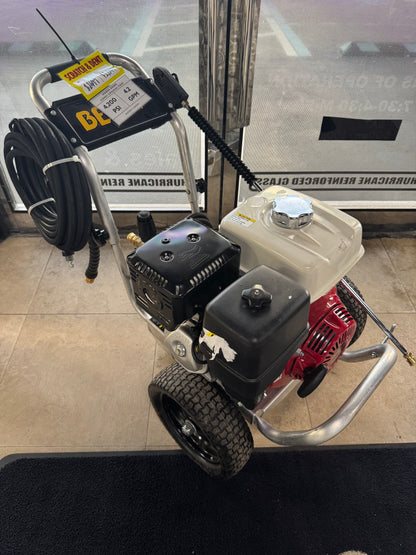 BE Scratch & Dent Honda GX390 w/ Comet ZWD4040 Pump 4,200 PSI 4.2 GPM Pressure Washer - B4213HACS (343529)