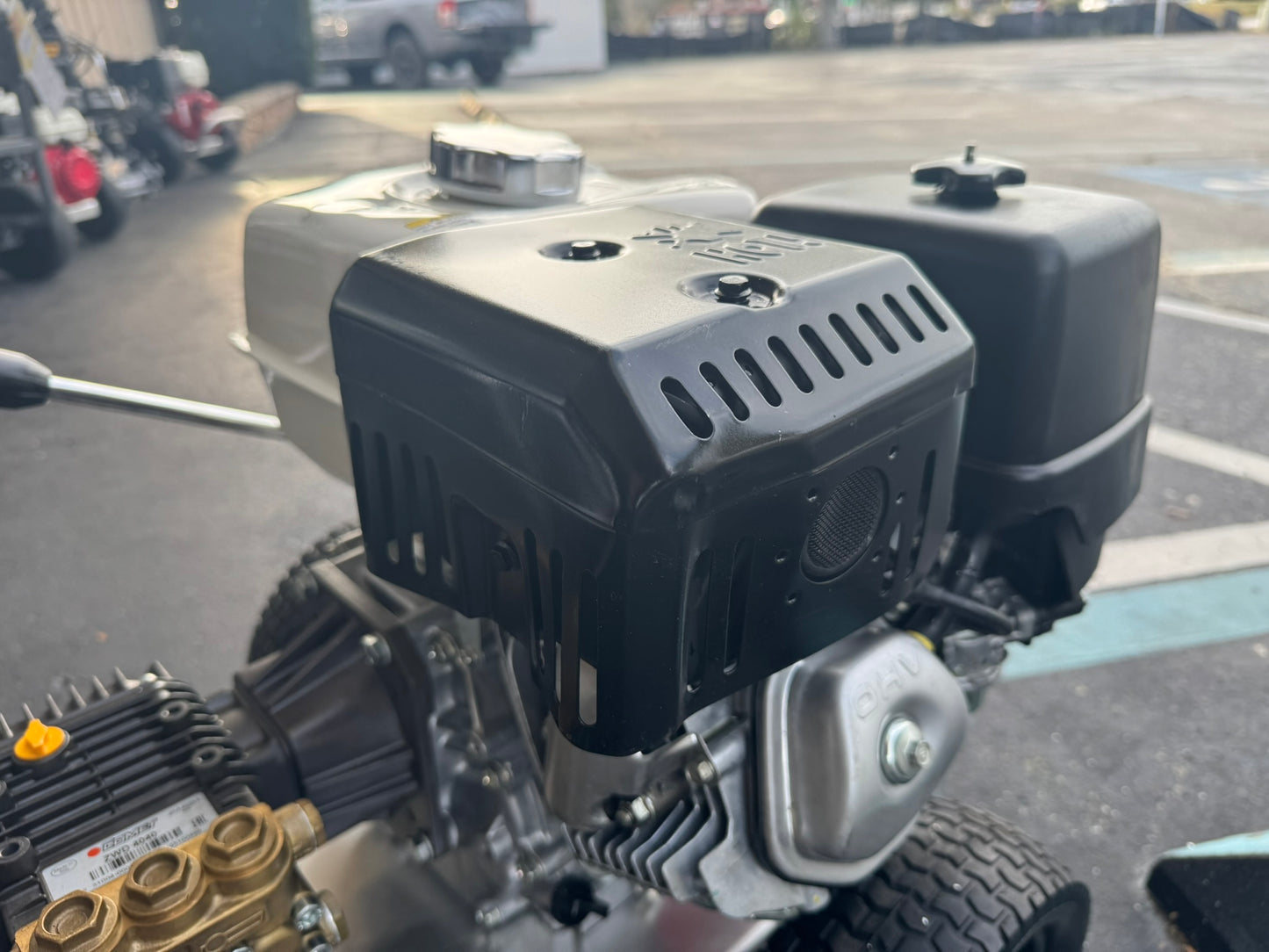 BE Scratch & Dent Honda GX390 w/ Comet ZWD4040 Pump 4,200 PSI 4.2 GPM Pressure Washer - B4213HACS (342917)