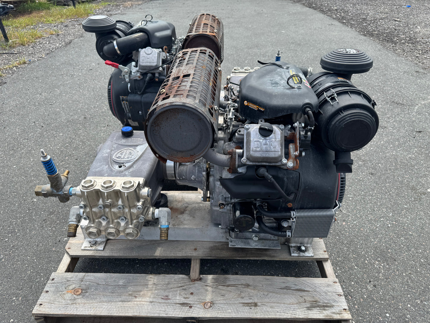 Used CRX 1000 Pressure Washer 17GPM @ 2400psi - Sold As Is