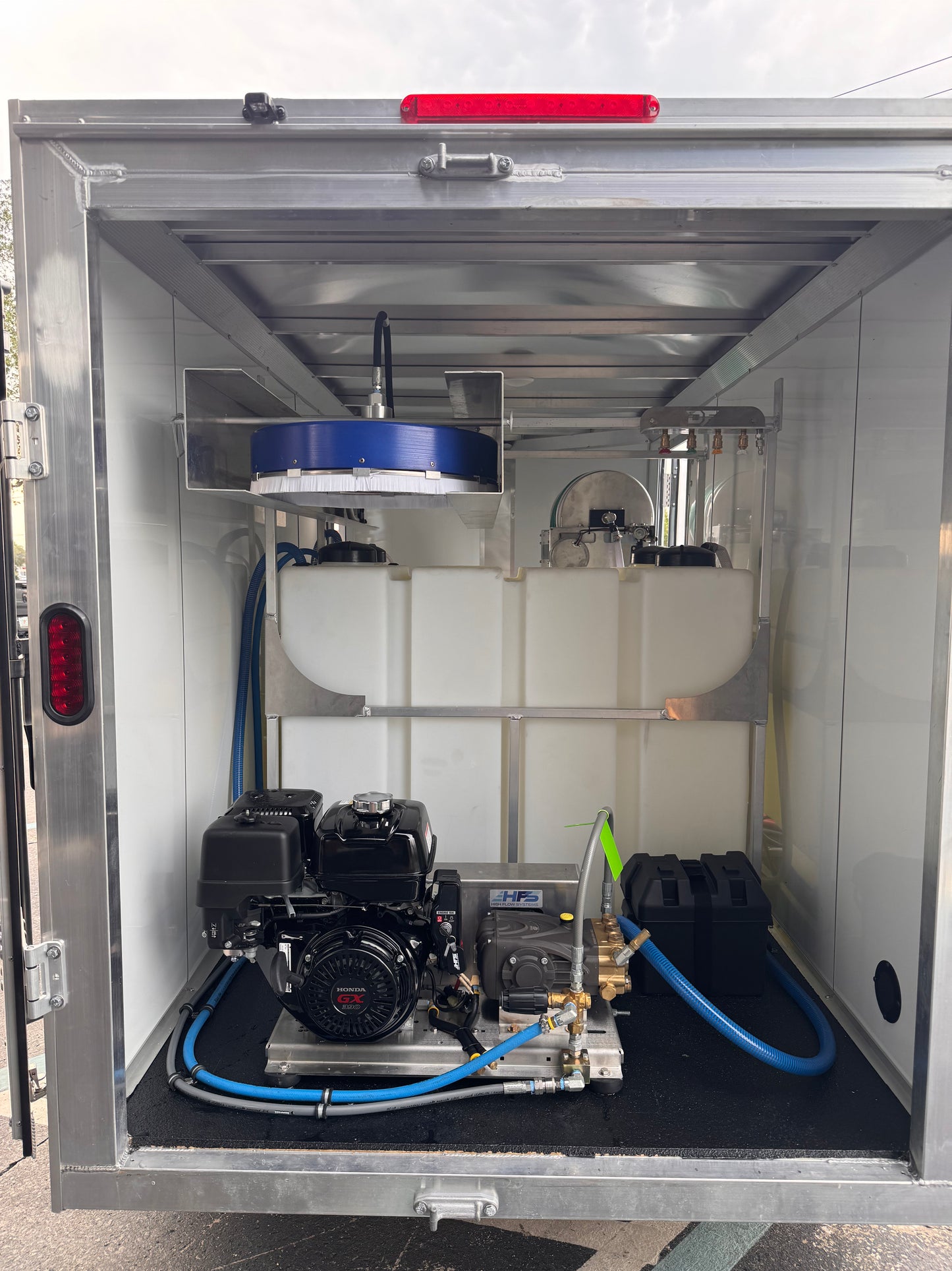 In Stock! - 2026 5x10 Enclosed Rig