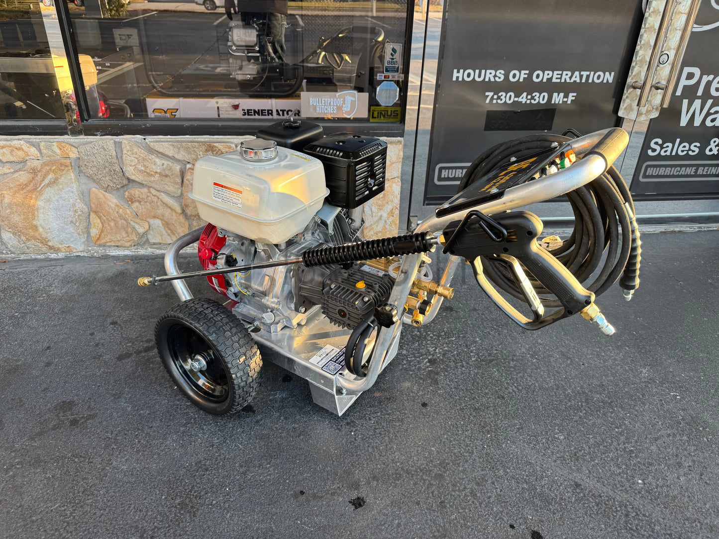 BE Scratch & Dent Honda GX390 w/ Comet ZWD4040 Pump 4,200 PSI 4.2 GPM Pressure Washer - B4213HACS (343541) BE