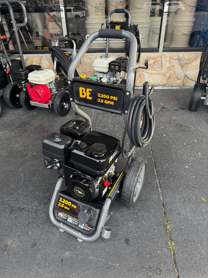 BE Scratch & Dent Powerease 212 w/ Axial LX Pump 3,200 PSI 2.5 GPM Pressure Washer - BE327PX (325239) BE