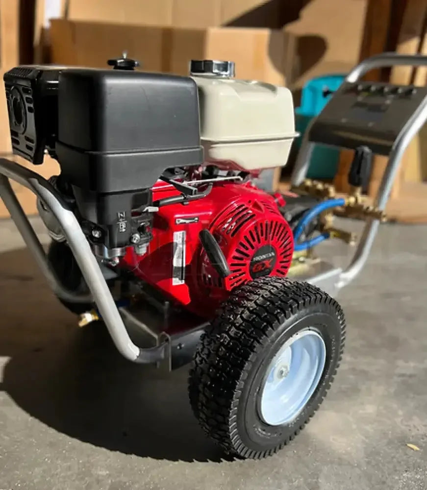Bandit 5.5GPM @ 3000psi Belt Drive Cart  Cigarcity Softwash.