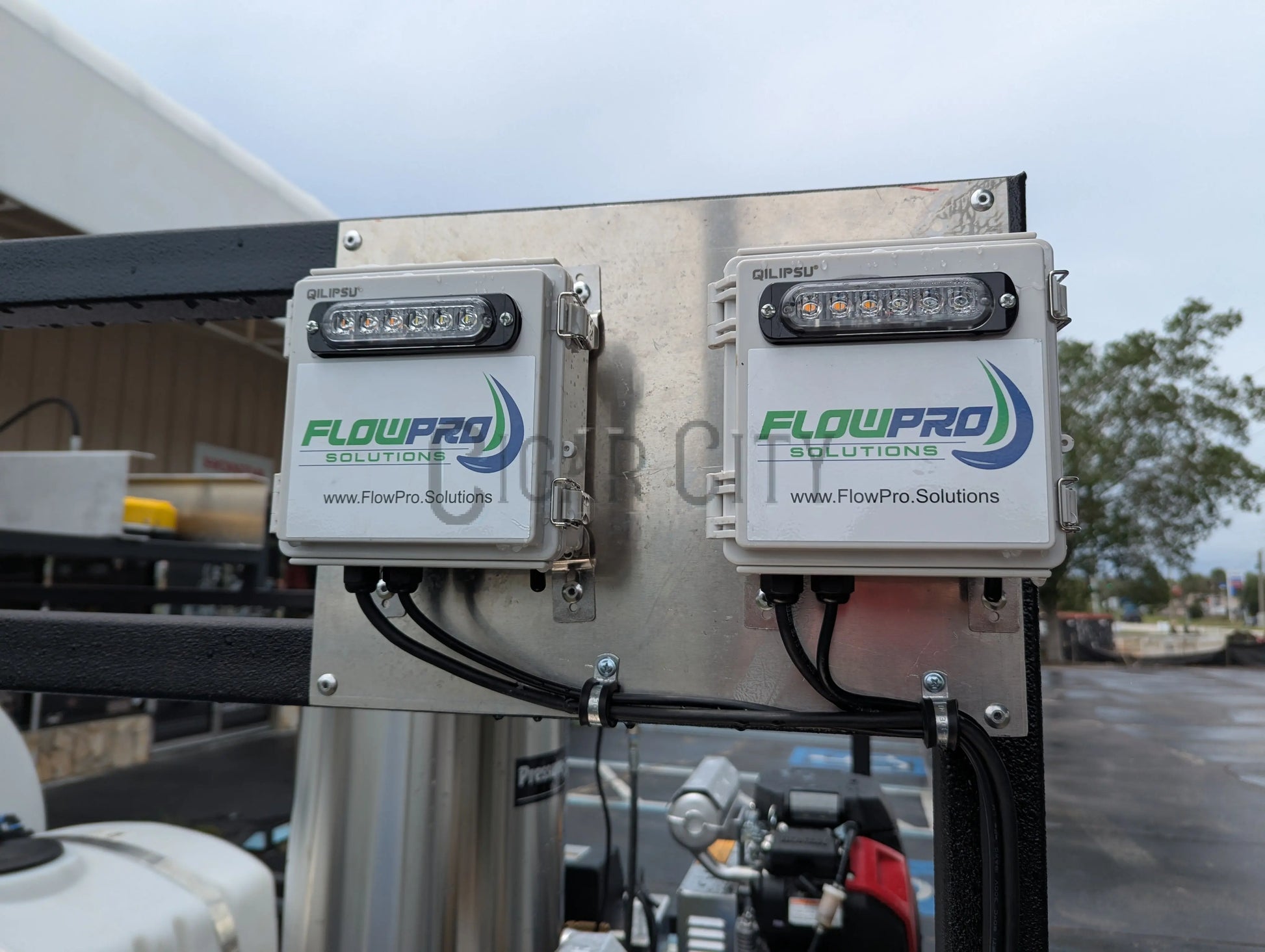 Dominator 6x12 Dual Hot Water Pressure Washing and 12v Softwash Trailer Cigarcity Softwash