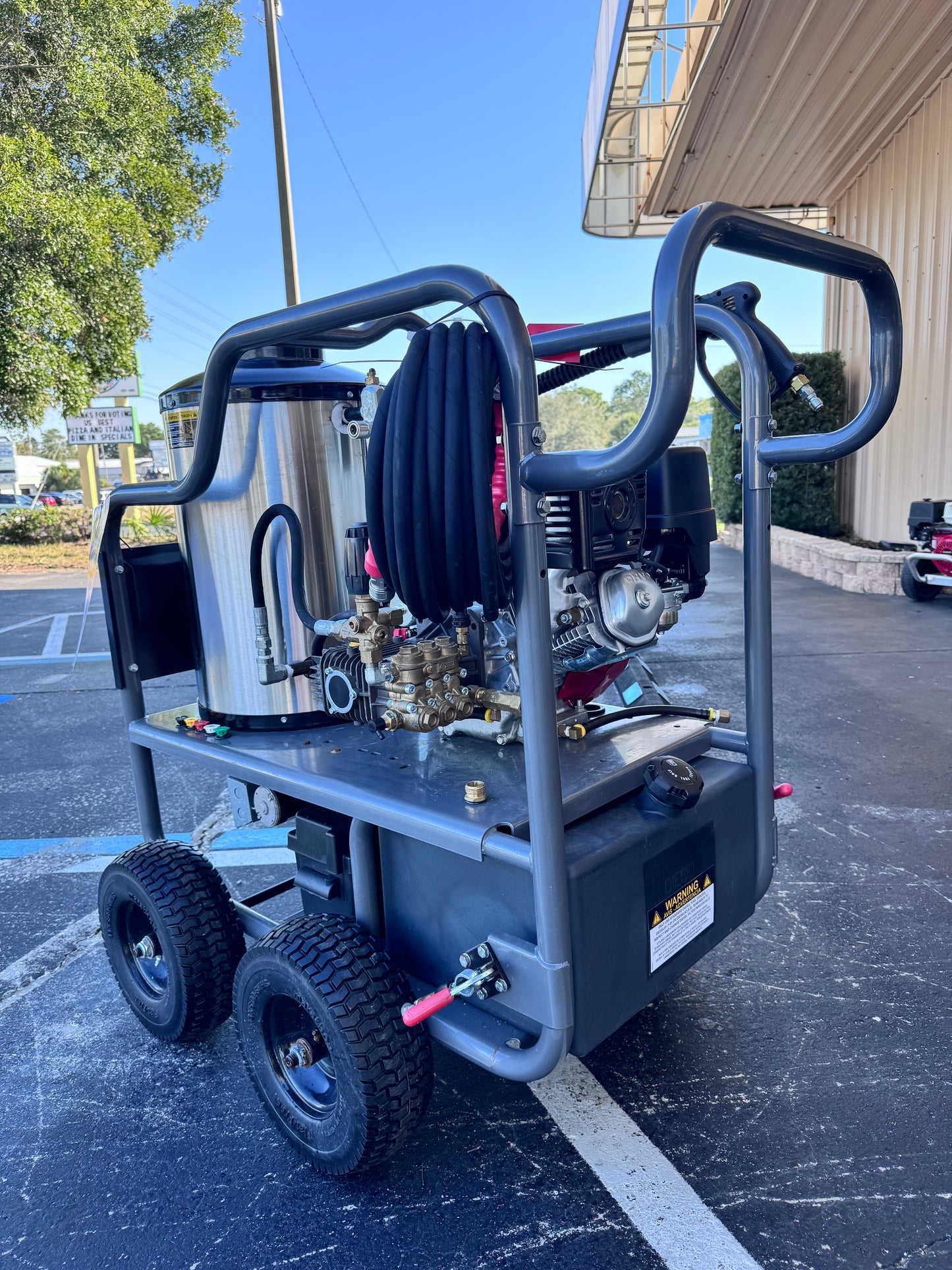 BE Scratch & Dent Hot Cart Honda GX390 w/ Comet ZWD4040 Pump 4,000 PSI 4.0 GPM Pressure Washer - HW4013HC (348615)