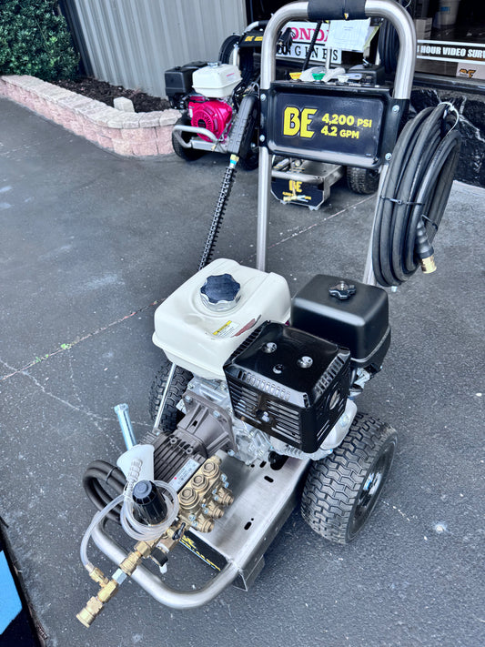 BE Scratch & Dent Honda GX390 w/ Comet ZWD4040 4000psi 4gpm B4213HSCS (61405)