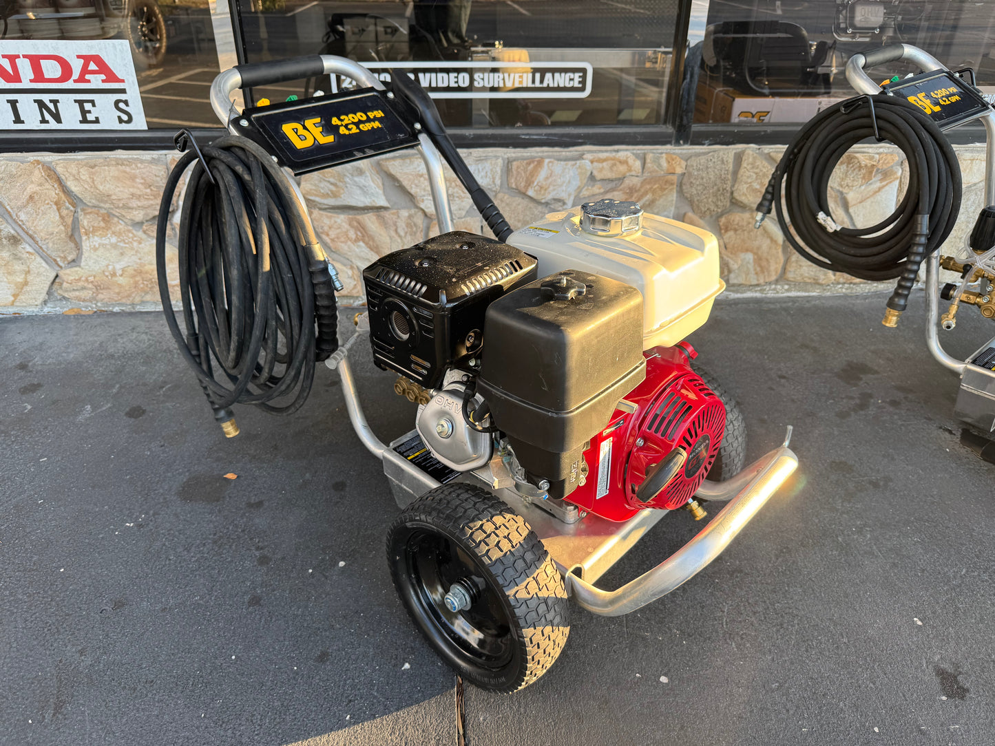 BE Scratch & Dent Honda GX390 w/ Comet ZWD4040 Pump 4,200 PSI 4.2 GPM Pressure Washer - B4213HACS (342924)