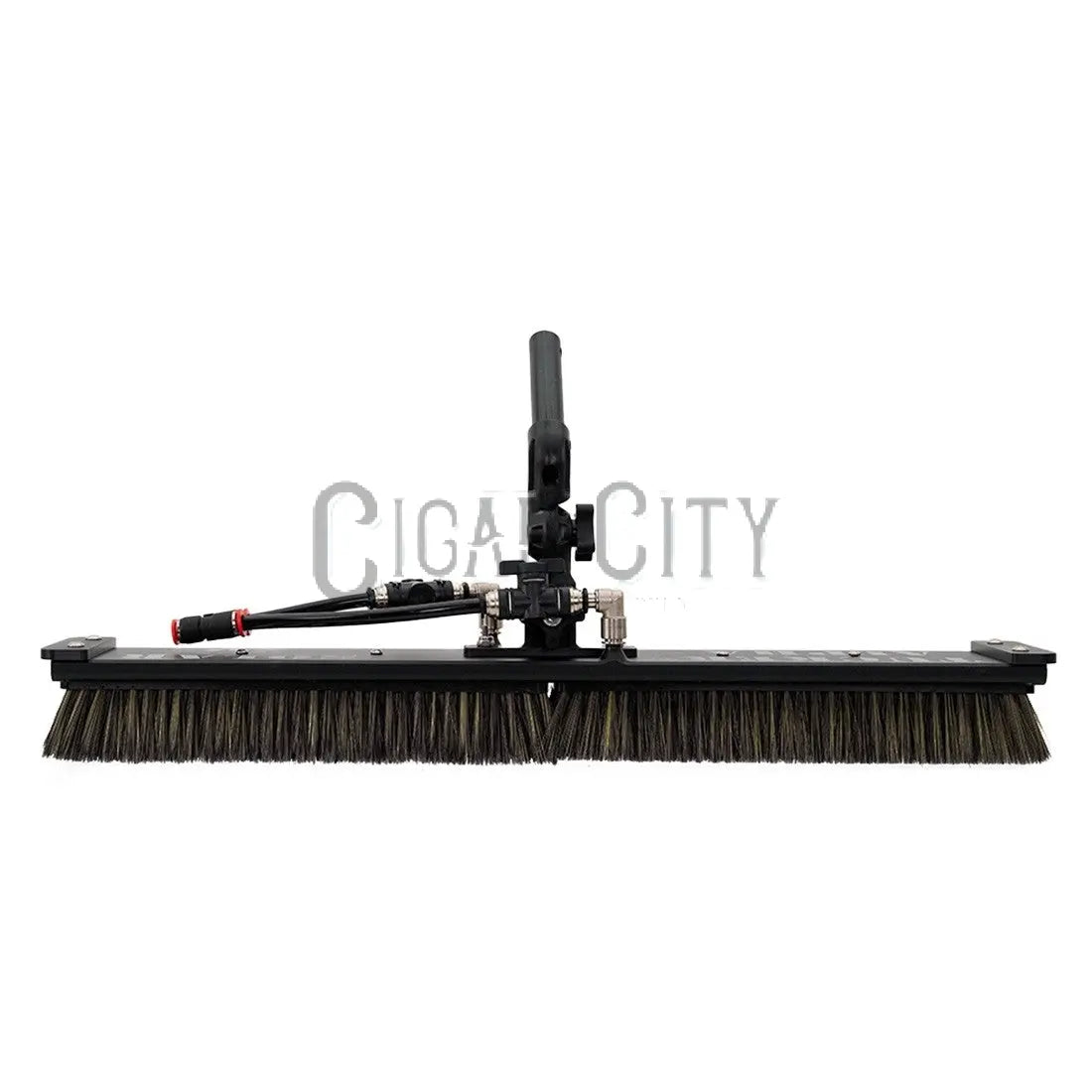 Tucker Alpha Honey Badger Solar Brush - 20 Inch WindowCleaner.com