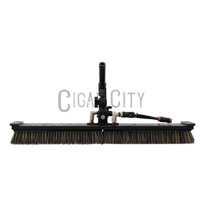 Tucker Alpha Honey Badger Solar Brush - 20 Inch WindowCleaner.com