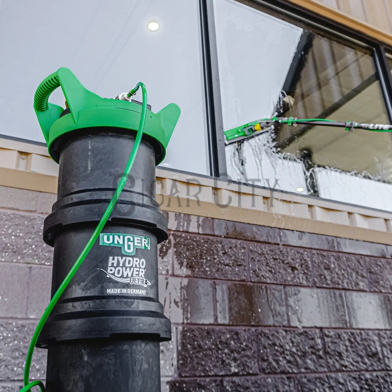 Unger HydroPower Ultra 3-Stage WindowCleaner.com