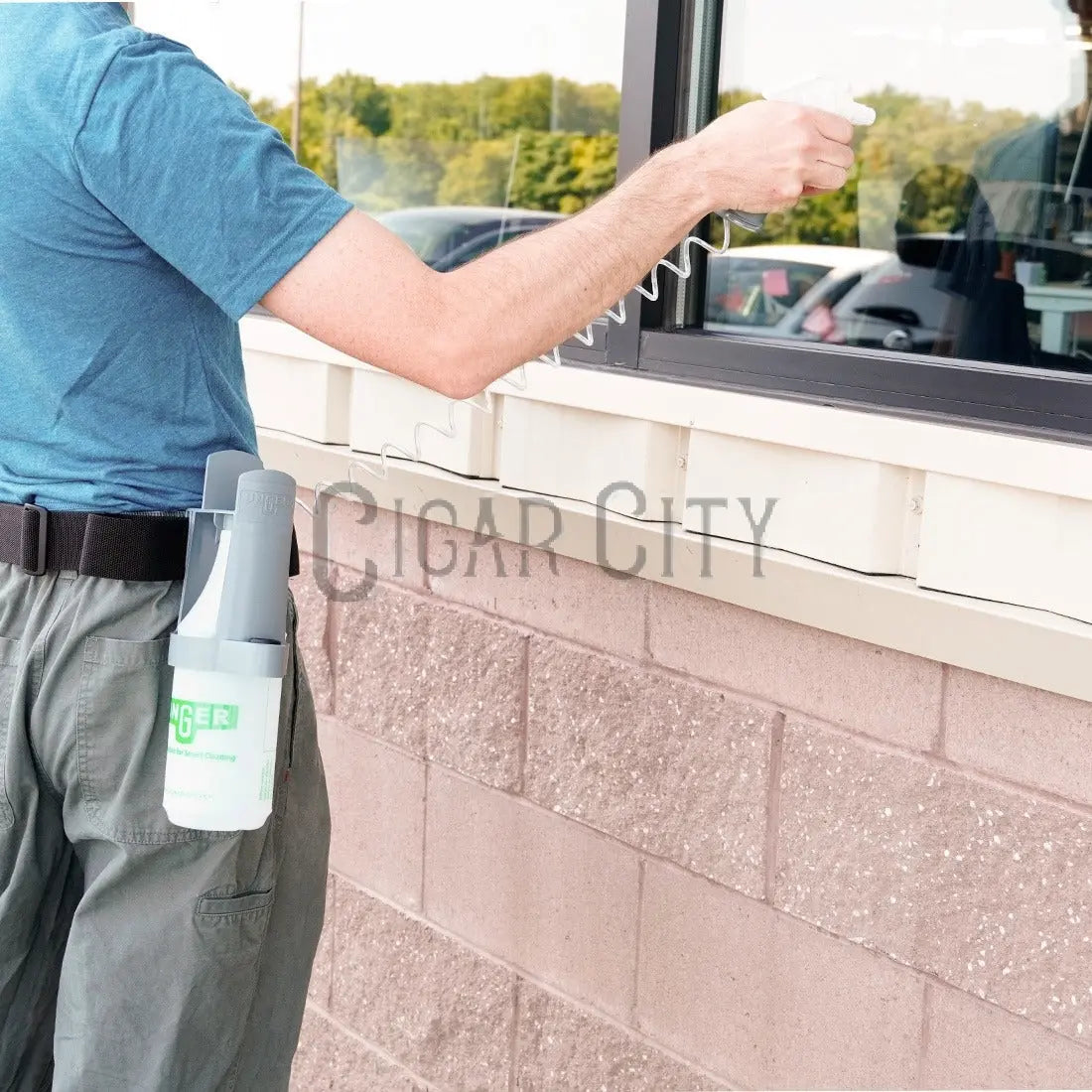 Unger Sprayer On A Belt WindowCleaner.com