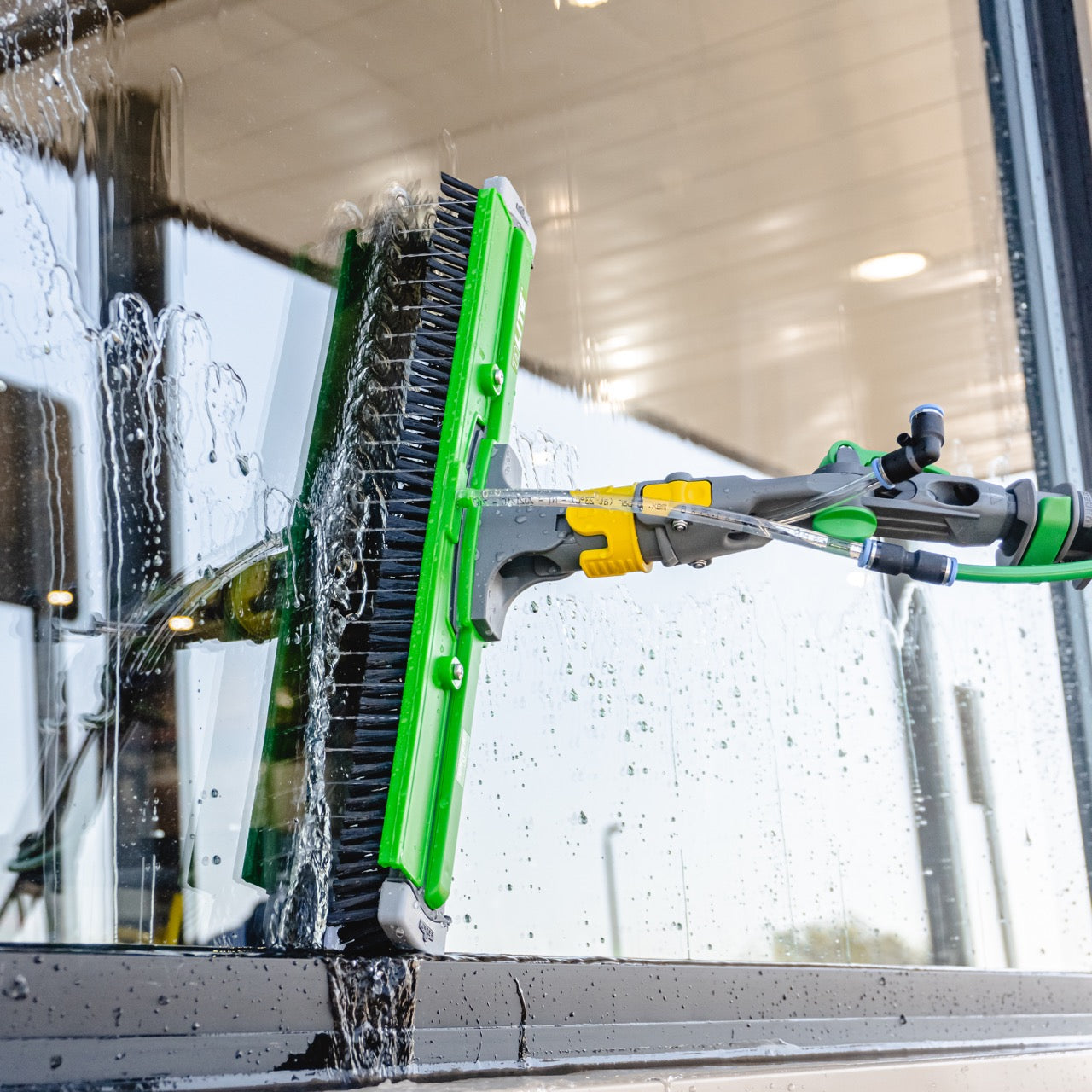 Unger nLITE Brush Complete