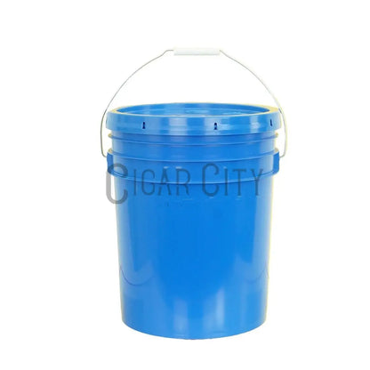 World Enterprises Round Bucket Lid WindowCleaner.com
