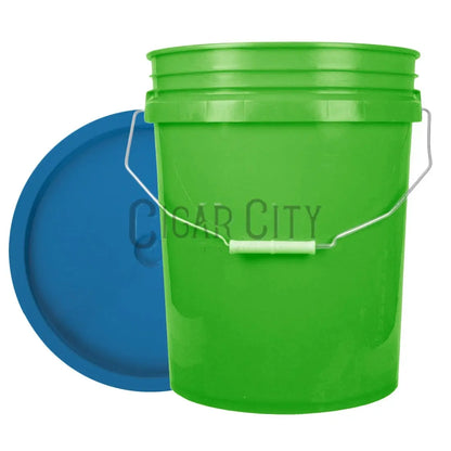 World Enterprises Round Bucket Set WindowCleaner.com