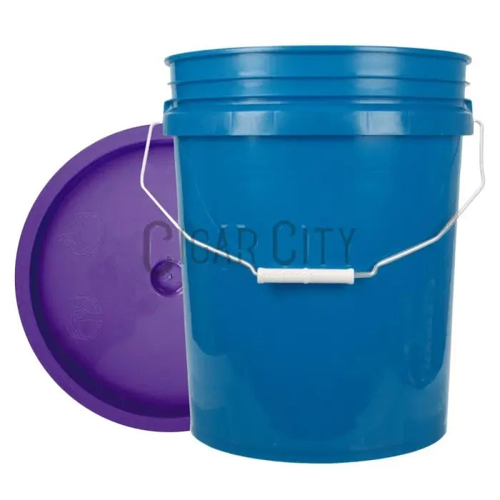 World Enterprises Round Bucket Set WindowCleaner.com